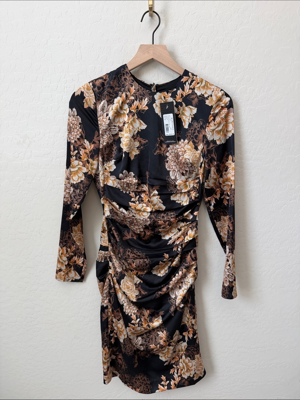 NWT Marciano by Guess Krystal Floral Mini Dress 2 - Picture 2 of 5
